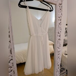 Aritzia Wilfred pleated white mini dress - S